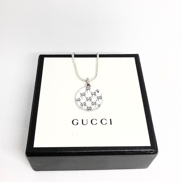 New Gucci Ghost Reversible Charm + Free 20" Chain - Picture 4 of 10